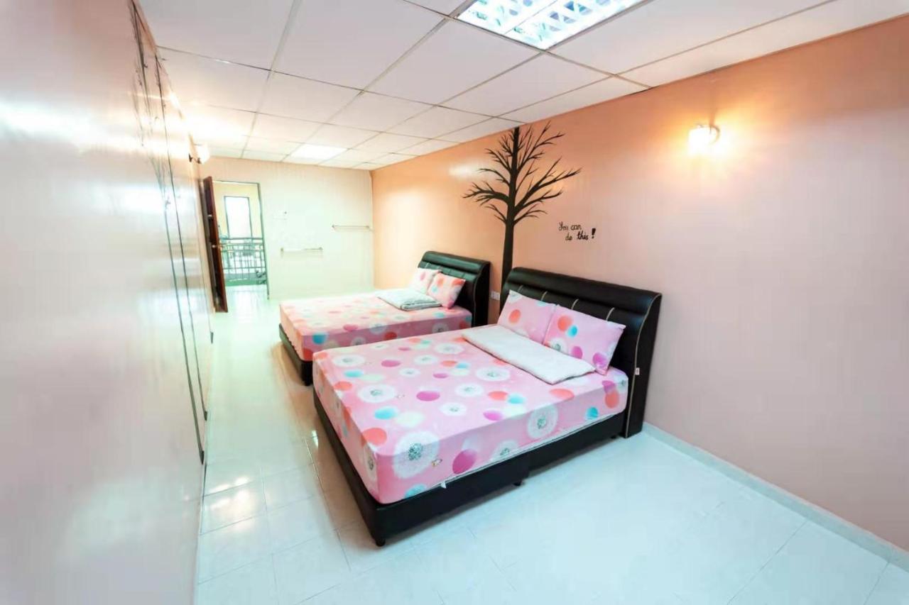 Star Light Homestay Sitiawan Ngoại thất bức ảnh
